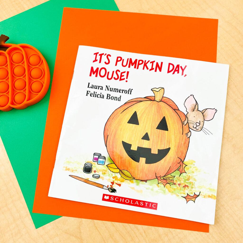 it's pumpkin day mouse